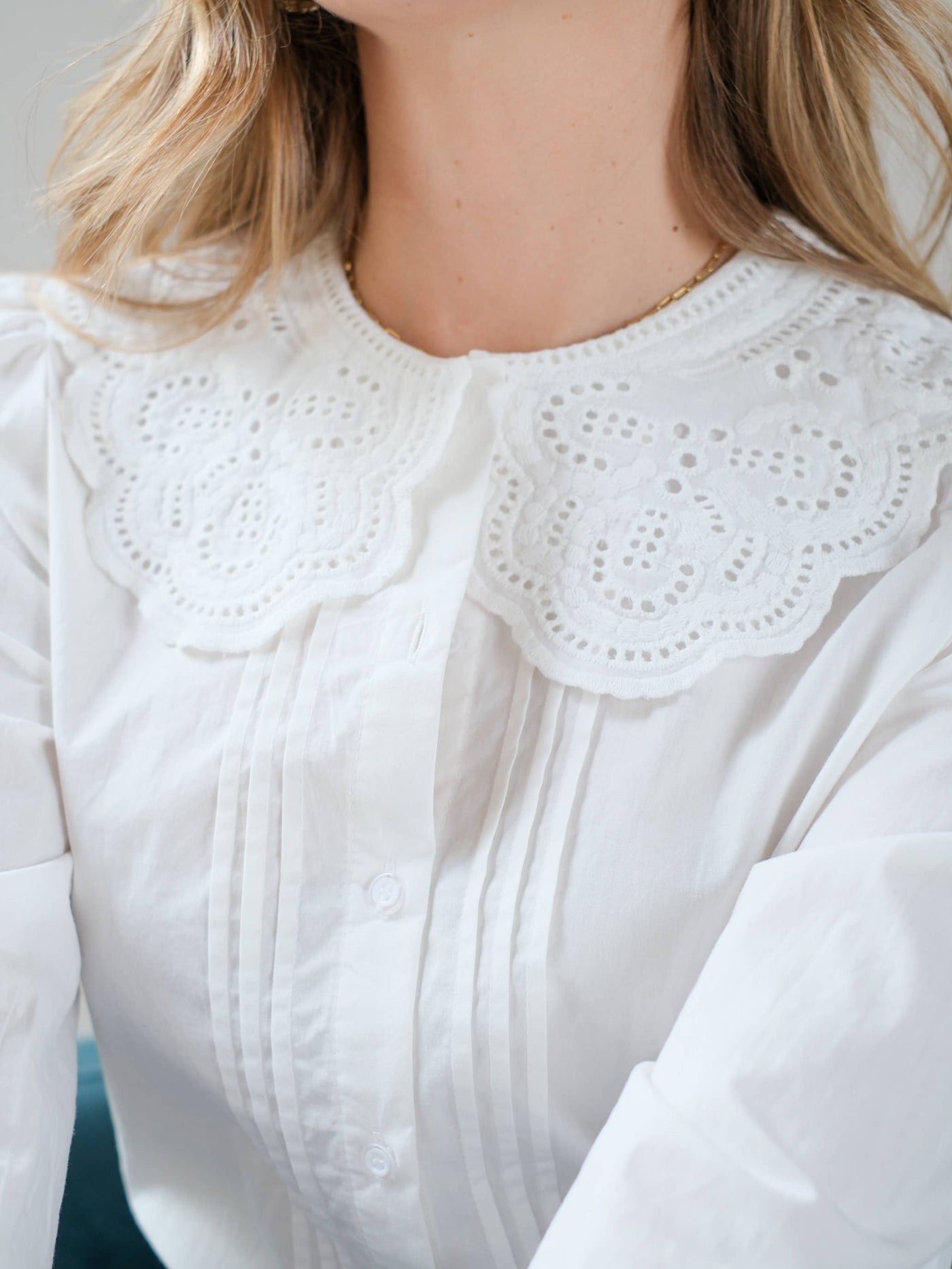 DANIELA Petal Embroidered